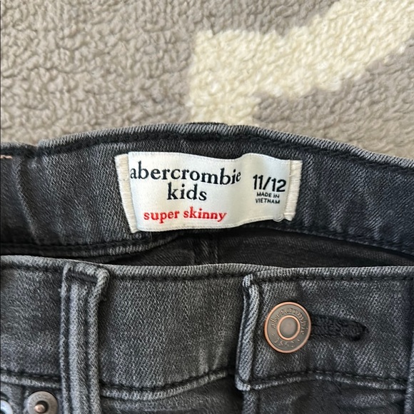 Abercrombie & Fitch Kids Jeans bundle - Dark Blue and Gray and vest - Picture 5 of 6